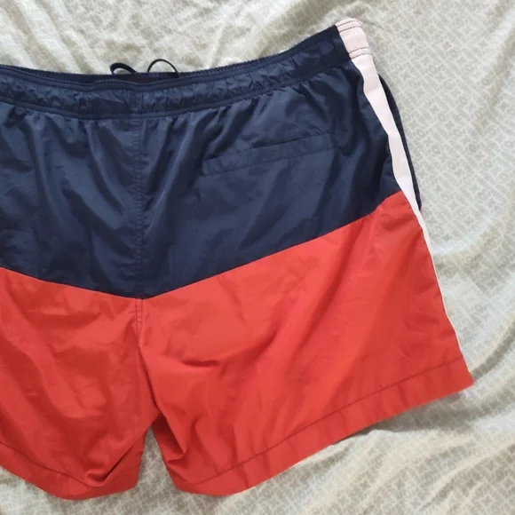 H&M Men's Red and Navy Colorblock Swim Shorts XL - Picture 10 of 12